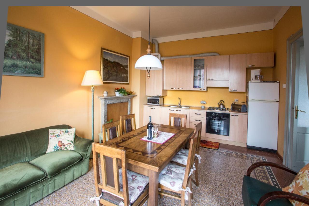 Casa Franca Lägenhet Pettenasco Exteriör bild