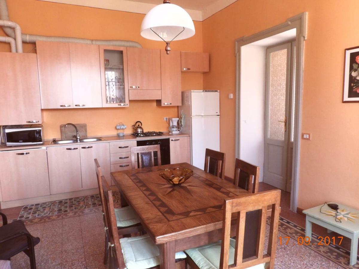 Casa Franca Lägenhet Pettenasco Exteriör bild
